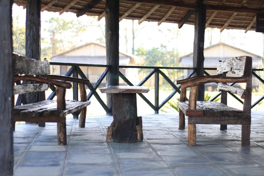 Hotel Siddhartha Wildlife Retreat Meghauli Exteriér fotografie